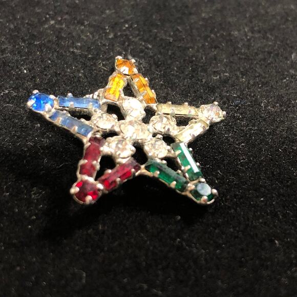 OES Rhinestone Brooch Multicolor Silver Tone Pin Easter Star Masonic - Picture 2 of 6